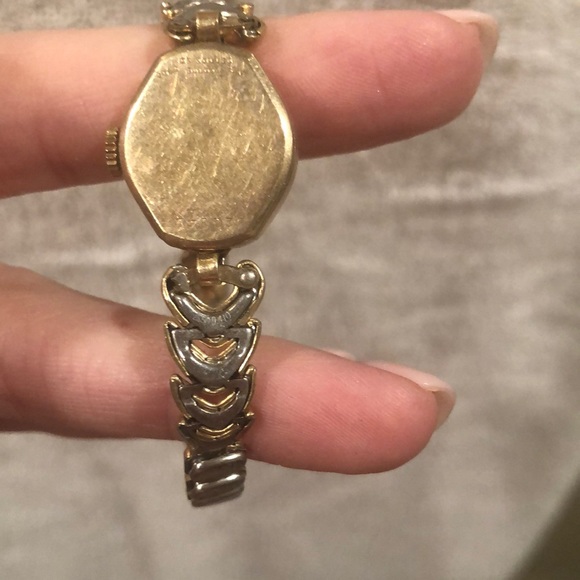 Beautiful Bulova ladies gold watch from early 40’s - Picture 2 of 4